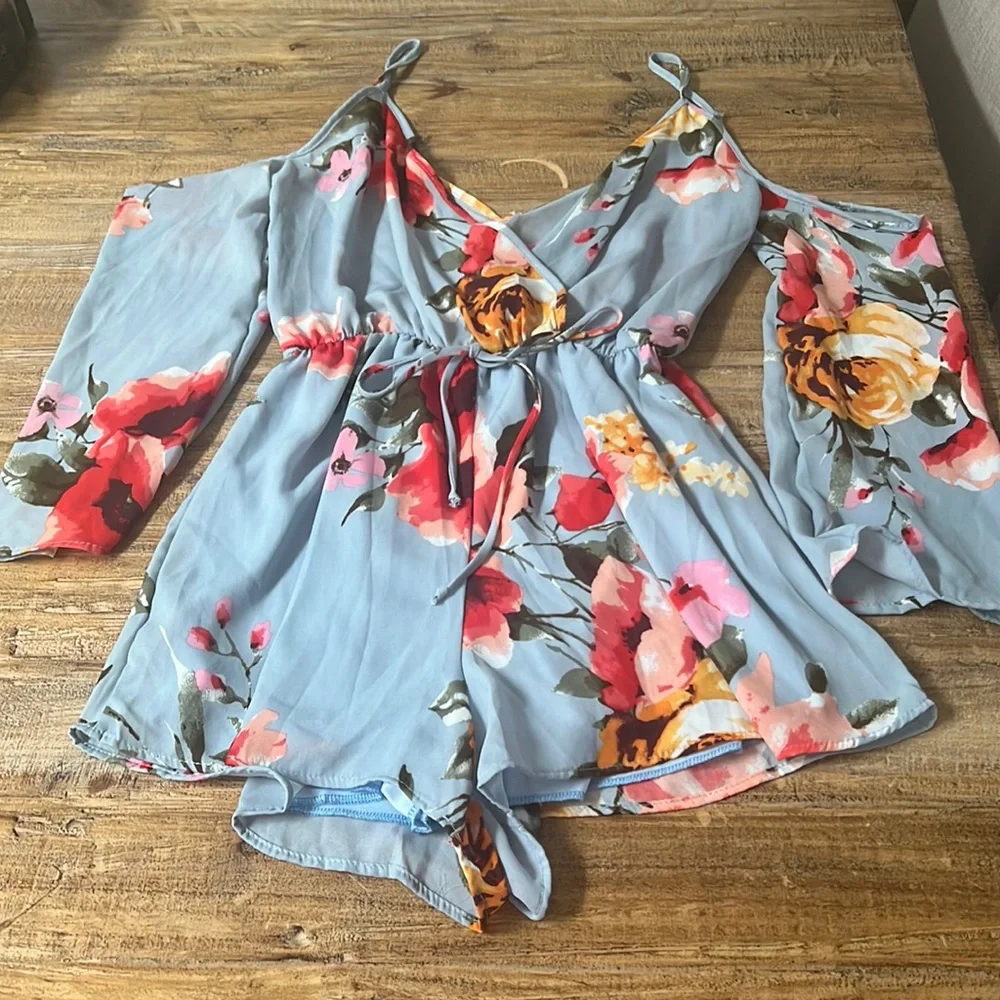 Romper - Picture 1 of 1